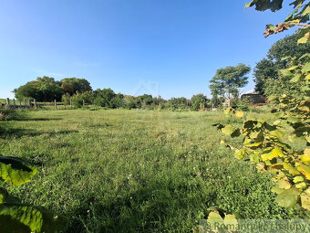 Unikátny pozemok na výstavbu domu pri brehu rieky Dunaj v - 13