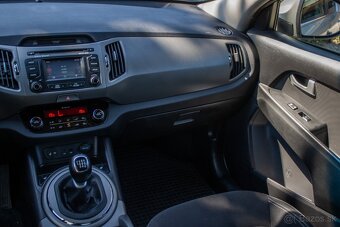 Kia Sportage 2.0 CRDi 4WD Silver - 13