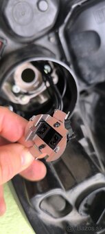 Opel Astra H xenon Hella - 13