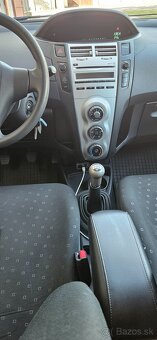 Toyora yaris 1.3 VVT-i 16v benzin 124 100km - 13
