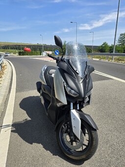 Yamaha X-Max 125 model 2020 - 13