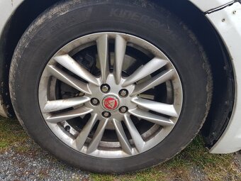 na predaj 17 palcové kolesá 5x108, obuté zimné 235/55 R 17 - 13