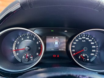 KIA Ceed SW 1.4 T-GDi GOLD 69.000km - 13