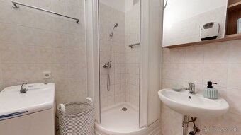 Príjemný 1i. byt 38m, loggia, pivnica, Karloveská ul., 4/7p. - 13
