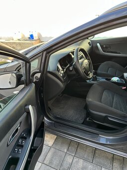 Kia CEED SW 1.6 CRDI - 13
