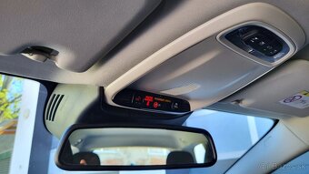 Volvo V60 B4 Momentum A/T - 13