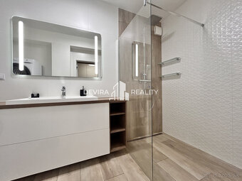 Prenájom: TOP bývanie, 2i byt na Belvederi, BB - 66,85m² s l - 13