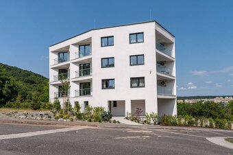 Luxusný 4 izb. byt na PRENÁJOM,Košice - Sever, ul. Ďumbiersk - 13