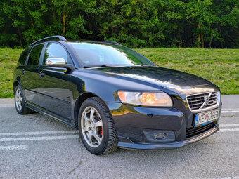 PREDÁM VOLVO V50 R-DESIGN 2.0D 100KW NAJAZDENÉ 172TISÍC KM - 13