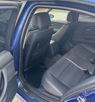 BMW E90 325i Automat xDrive - 13