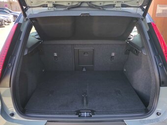 Volvo XC40 Recharge Plus - 13