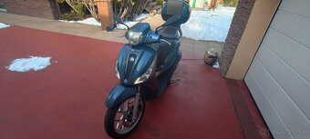 Piaggio Medley 150 - 13