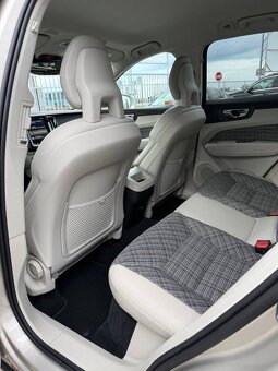 Volvo XC60 D5 Momentum AWD A/T - 13