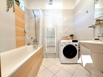 Prenájom, 3.izb. byt - 3 balkóny, garáž. státie, klimatizáci - 13