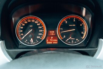 BMW e90 330d lci - 13
