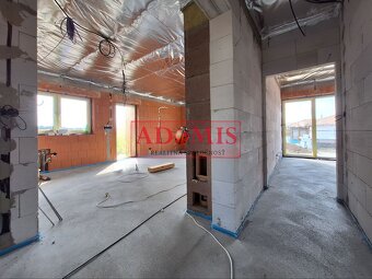 ADOMIS - Predáme 4izbový tehlový bungalov RUSKOV, všetky IS, - 13