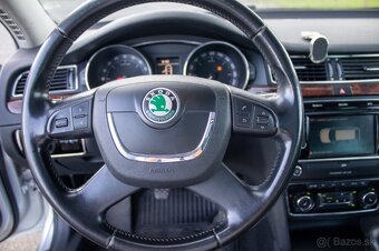 Škoda Superb Combi 2,0 TDI-125 kw Elegance 4X4 - 13