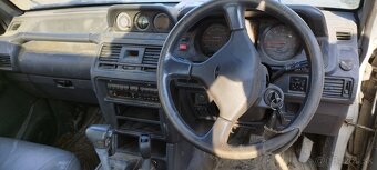 Rozpredám Mitsubishi Pajero 2.5, 2.8 - 13