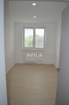 NA PREDAJ: veľkorysý 3-izbový byt 92m2, 2loggie - Trnava cen - 13
