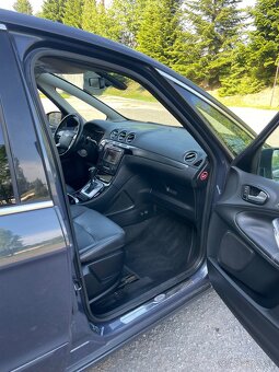 ✅Ford S-Max 2.0tdci  A/T 120kw 7miestne - 13