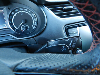 Škoda Octavia III Combi 2.0 TDI RS DSG - 13