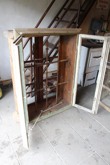 2 x starodávne okno z mrežou - 13