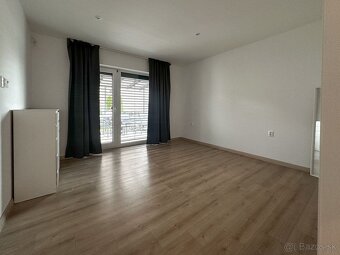 Rodinný dom MALÉ ZÁLUŽIE - 13