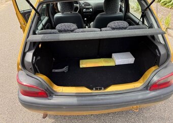 Citroën Saxo 1,1 i platná stk , dobrý stav benzín manuál - 13