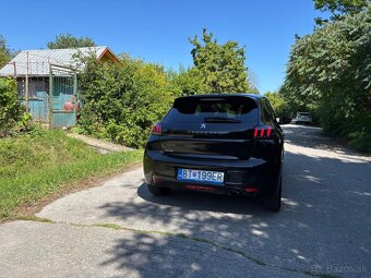 Peugeot 208 1.2 MHEV 100 Allure e-DCS6 - 13