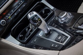 BMW rad 5 Touring 530d xDrive - 13