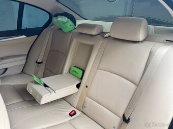 BMW F10 528i - 13