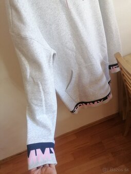 mikinove šaty Tommy Jeans - 13