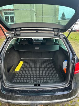 Volkswagen Passat 1.6 TDI BMT Comfortline - 13