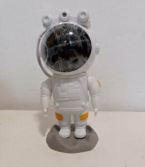 Svetelný projektor Astronaut - 13