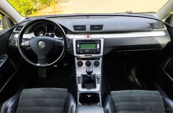 Volkswagen passat b6 2.0tdi sedan NOVÁ STK - 13