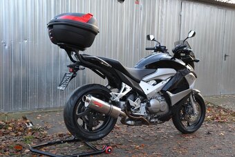 Honda VFR 800X CROSSRUNNER - 13