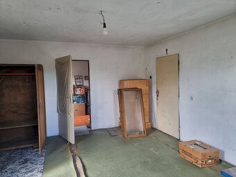 Rodinný dom na rekonštrukciu v Novej Bani - 13