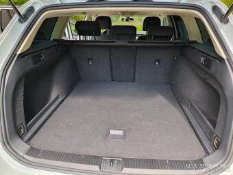 Volkswagen Passat Variant 2.0 TDI BMT Comfortline DSG - 13
