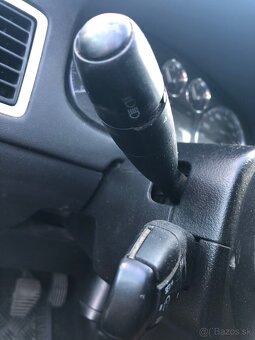 Peugeot 307 SW 1.6 HDI 80 KW, PANORAMA, 7 miest - 13