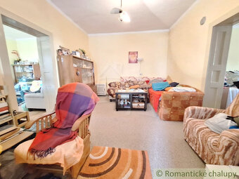 Ihneď obývateľný rodinný dom na rozľahlom pozemku na okraj - 13