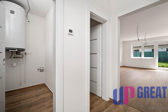 PREDAJ 3 izb. bytov v rodinnom dome, Macov, všetky IS - 13