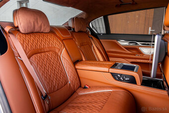 BMW 750Li xDrive M-Sport INDIVIDUAL + odpočet DPH - 13