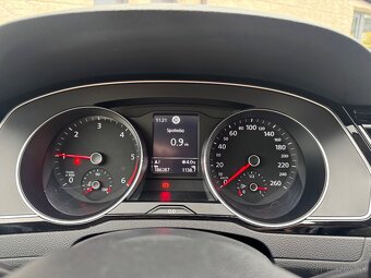 Volkswagen Passat 2.0TDi 110kw M6 - Odpočet DPH - - 13