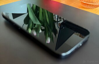 iPhone 15 Pro 1 TB - 13