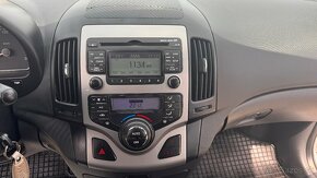 Hyundai i30 CW 1.6 CRDi VGT Comfort - 13