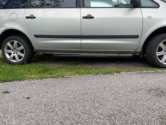 VW Sharan - 13
