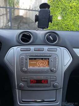 Predám Ford Mondeo Combi 85kw Manuál - 13