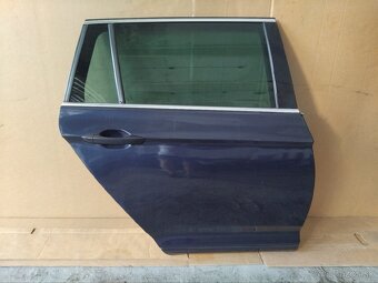 dvere VW Passat B8 - LH5X - 13