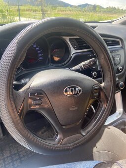 Predám Kia Ceed 1.4CRDI 2015 nová STK/EK - 13