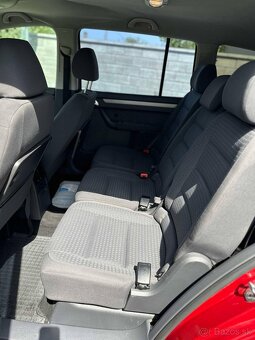 Volkswagen touran 2.0tdi 103kw - 13